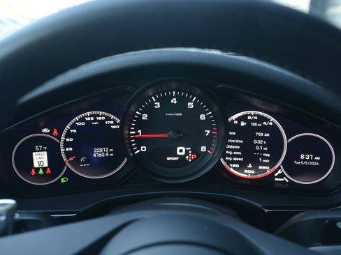 Certified 2023 Porsche Panamera image 18