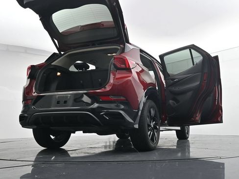 Used 2025 Buick Encore GX Sport Touring w/ Advanced Technology Package AWD/4WD image 30