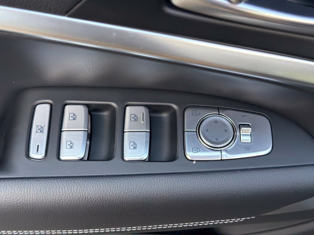 Used 2026 Genesis G70 2.5T AWD/4WD image 17