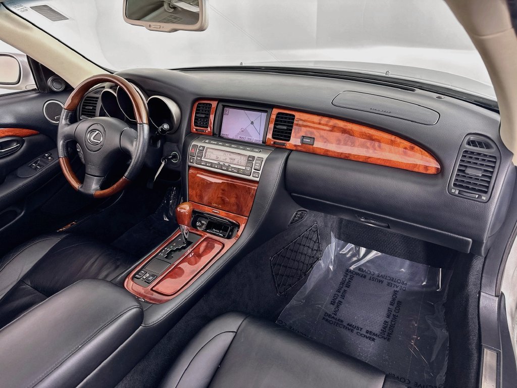 Used 2002 Lexus SC 430 Convertible RWD image 27