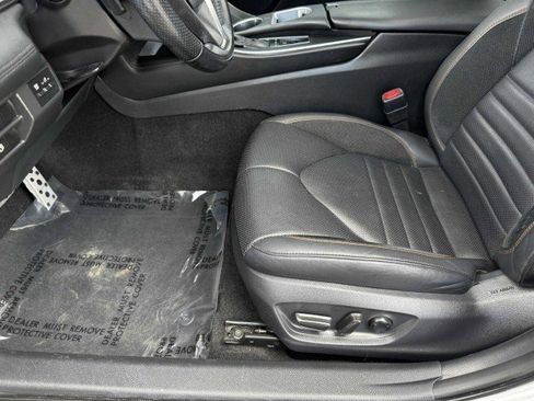 Used 2019 Toyota Avalon XSE image 15