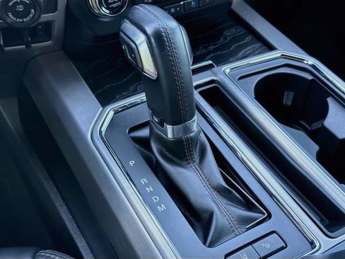 Used 2019 Ford F150 Platinum w/ Equipment Group 701A Luxury AWD/4WD image 28