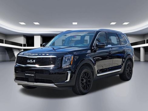 Used 2022 Kia Telluride EX FWD image 9