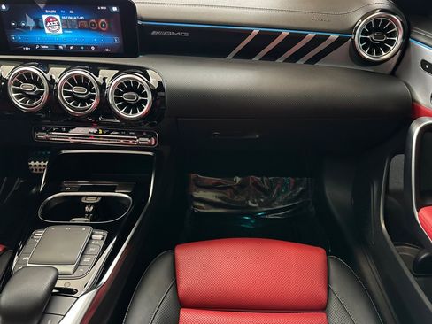 Used 2022 Mercedes-Benz CLA 35 AMG 4MATIC image 29