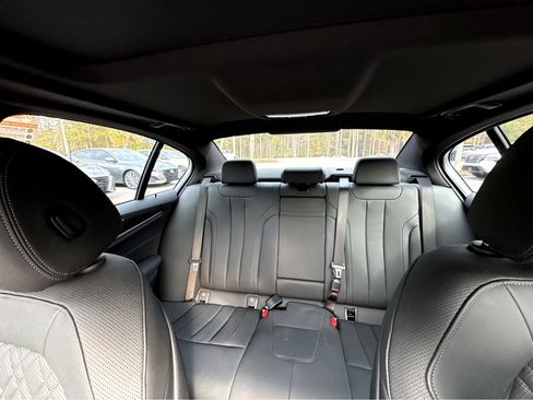 Used 2021 BMW 530i 530i w/ Premium Package image 40