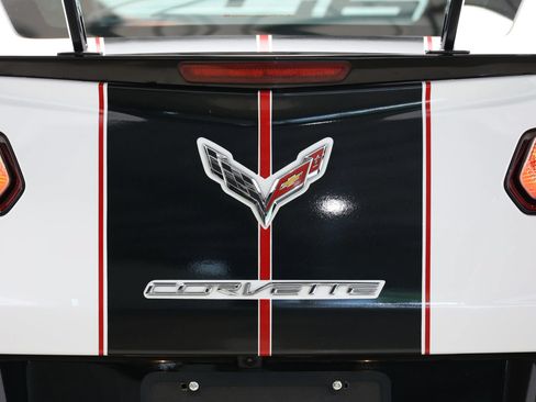 Used 2016 Chevrolet Corvette Z06 w/ 3LZ Preferred Equipment Group RWD image 63
