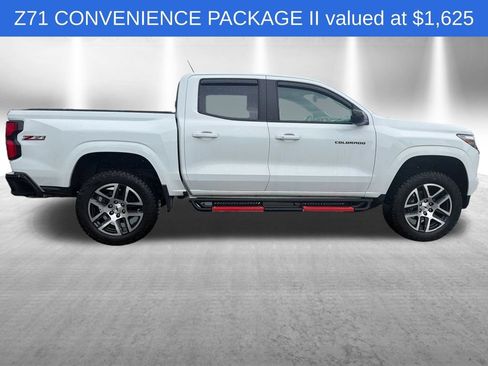Used 2023 Chevrolet Colorado Z71 w/ Z71 Convenience Package 2 AWD/4WD image 7