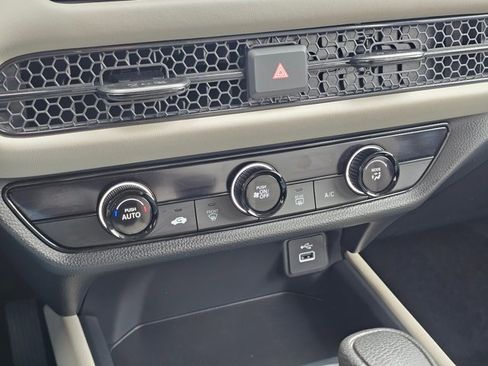 Used 2025 Honda HR-V LX image 26