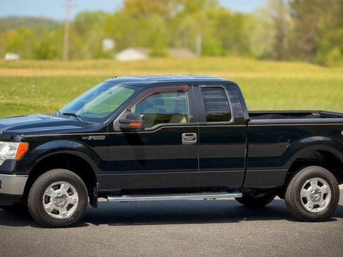 Used 2011 Ford F150 XLT w/ XLT Convenience Pkg AWD/4WD image 26