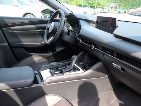 New 2026 MAZDA MAZDA3 Hatchback w/Premium Plus Pkg AWD/4WD image 9