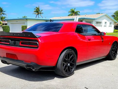 Used 2016 Dodge Challenger R/T Scat Pack RWD image 10