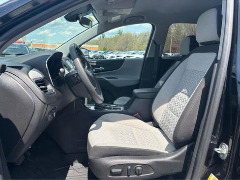 Used 2023 Chevrolet Equinox LT w/ LPO, Floor Liner Package AWD/4WD image 17