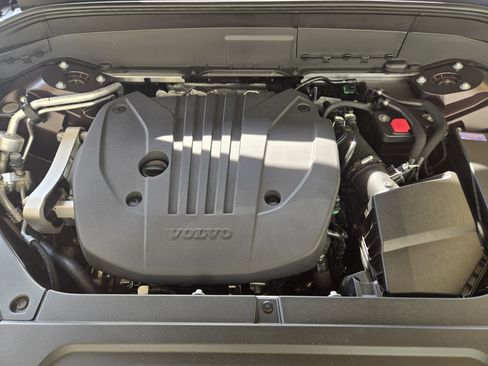 New 2026 Volvo XC90 B5 Ultra image 34