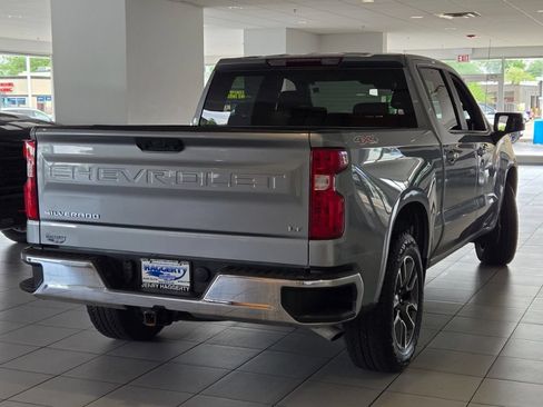 Used 2024 Chevrolet Silverado 1500 LT AWD/4WD image 10