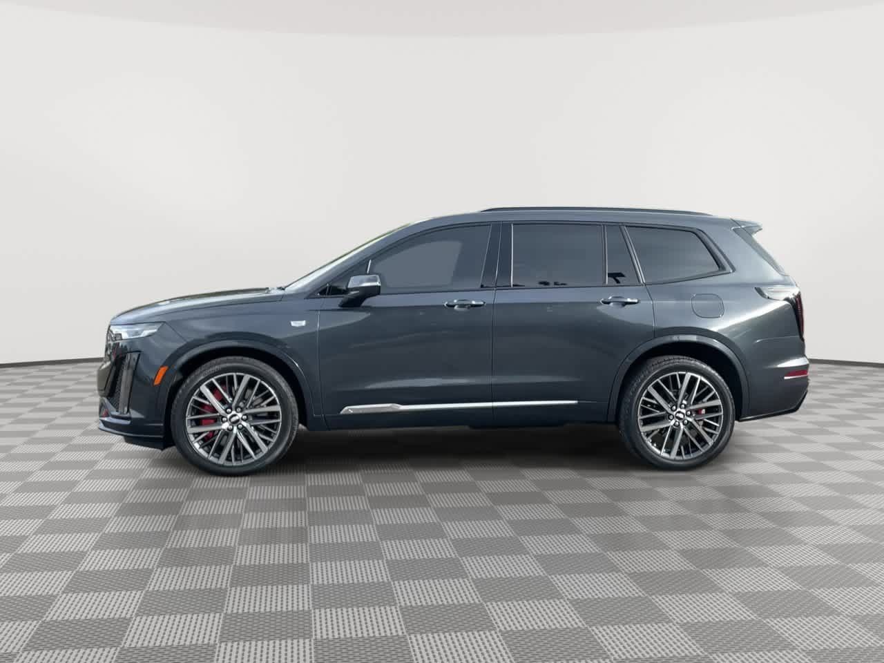 Used 2023 Cadillac XT6 Sport w/ Technology Package AWD/4WD image 5