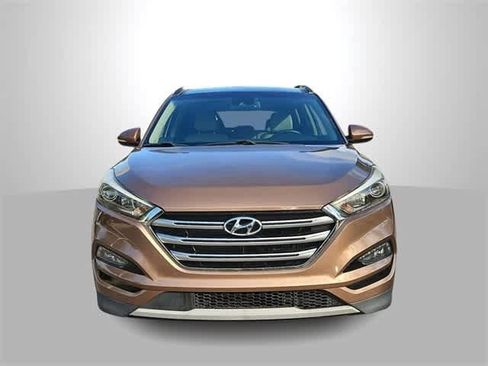 Used 2017 Hyundai Tucson Limited w/ Limited Ultimate Package 03 image 3