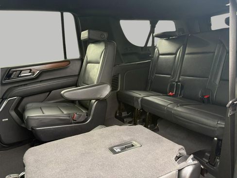 Certified 2025 GMC Yukon XL Denali image 19