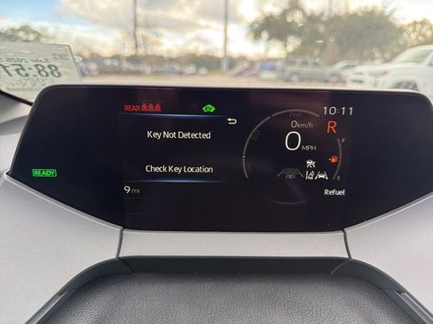 Used 2025 Toyota Prius XLE image 15