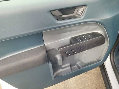 New 2026 Ford Maverick XL image 8