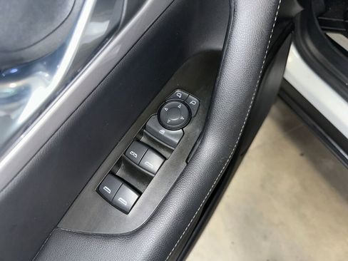 Used 2023 Chevrolet Blazer LT w/ Driver Confidence Package image 5