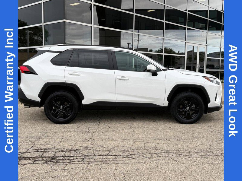 Used 2023 Toyota RAV4 XLE AWD/4WD image 2