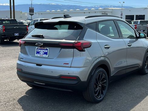 New 2027 Chevrolet Bolt RS w/ Technology Package FWD image 5