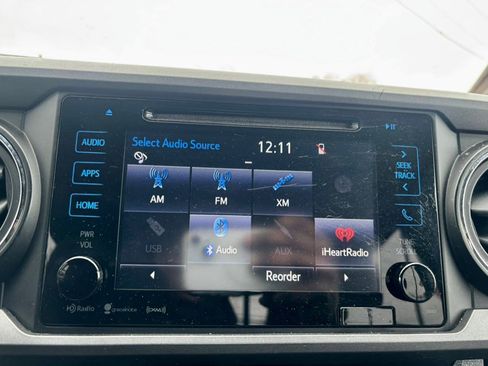 Used 2016 Toyota Tacoma TRD Sport w/ Exterior Package image 22