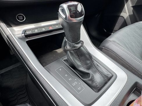 Used 2022 Audi Q3 2.0T Premium Plus AWD/4WD image 24