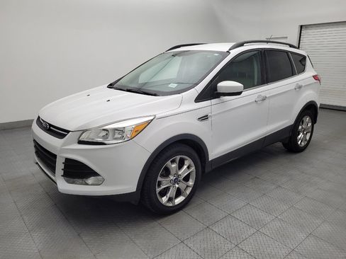 Used 2016 Ford Escape SE w/ SE Leather Comfort Package AWD/4WD image 2