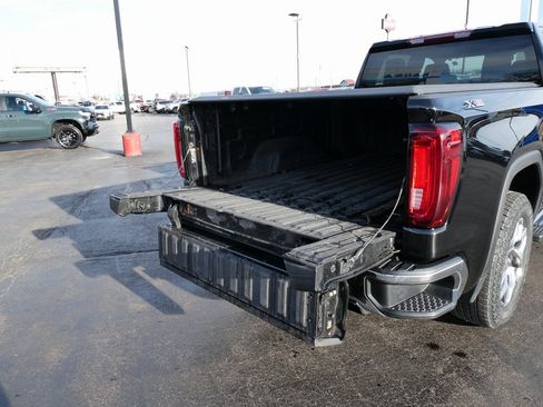 Used 2023 GMC Sierra 1500 SLT w/ SLT Premium Package image 8