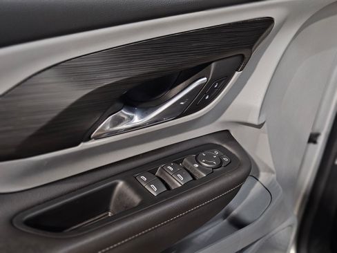 Used 2022 GMC Terrain SLE image 21