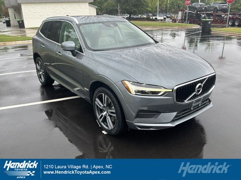 Used 2020 Volvo XC60 T6 Momentum w/ Protection Package Premier AWD/4WD image 1