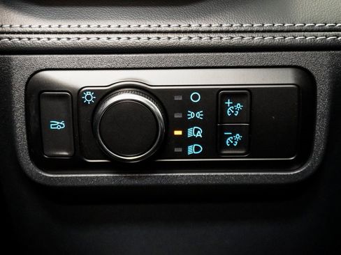 Used 2024 Ford Mustang GT Premium image 21