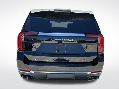 New 2026 GMC Yukon Denali w/ Denali Reserve Package AWD/4WD image 6