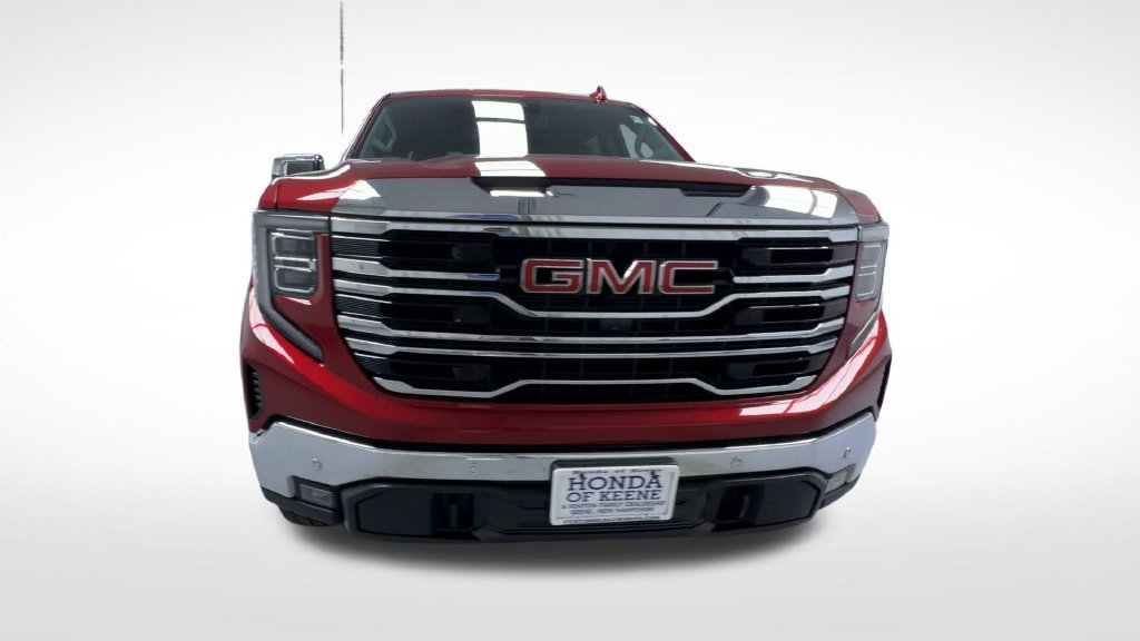 Used 2024 GMC Sierra 1500 SLT w/ SLT Premium Plus Package AWD/4WD image 3