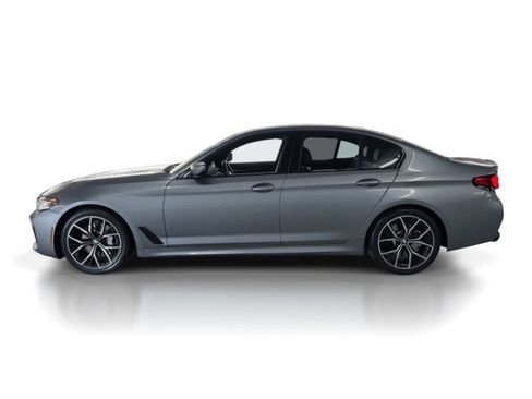 Used 2022 BMW 540i w/ M Sport Package image 2