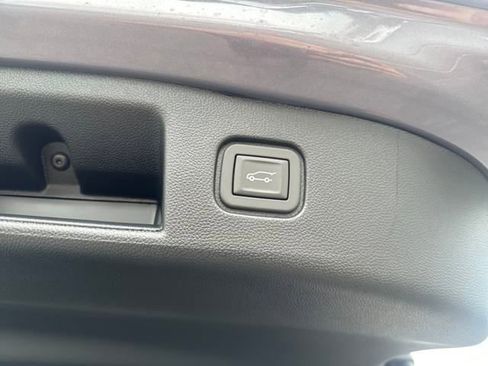 New 2025 Chevrolet Blazer EV LT image 12