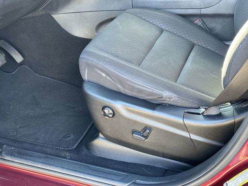 Used 2020 Jeep Grand Cherokee Laredo image 17