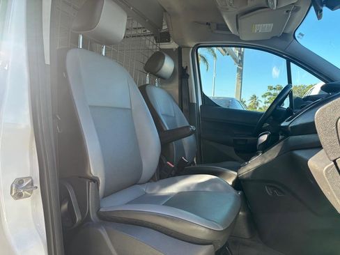 Used 2015 Ford Transit Connect XL FWD image 19