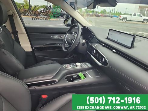 Used 2025 Genesis GV70 2.5T AWD/4WD image 26