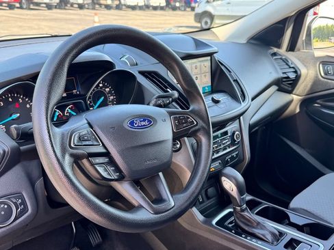 Certified 2019 Ford Escape SE AWD/4WD image 29