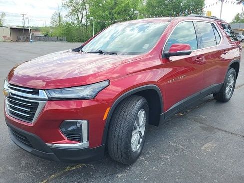 Used 2023 Chevrolet Traverse LT FWD image 7