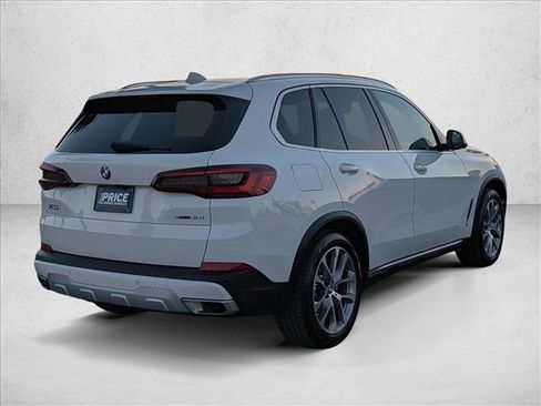 Used 2023 BMW X5 sDrive40i w/ Parking Assistance Package image 5