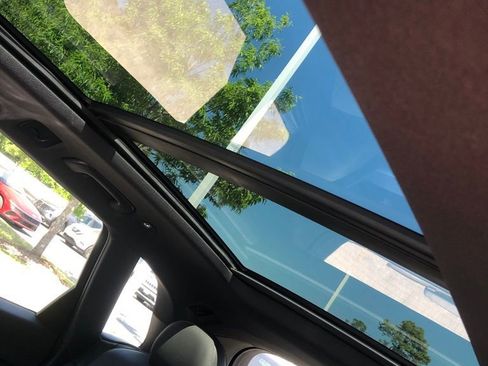 Used 2025 Audi SQ5 Premium Plus AWD/4WD image 8