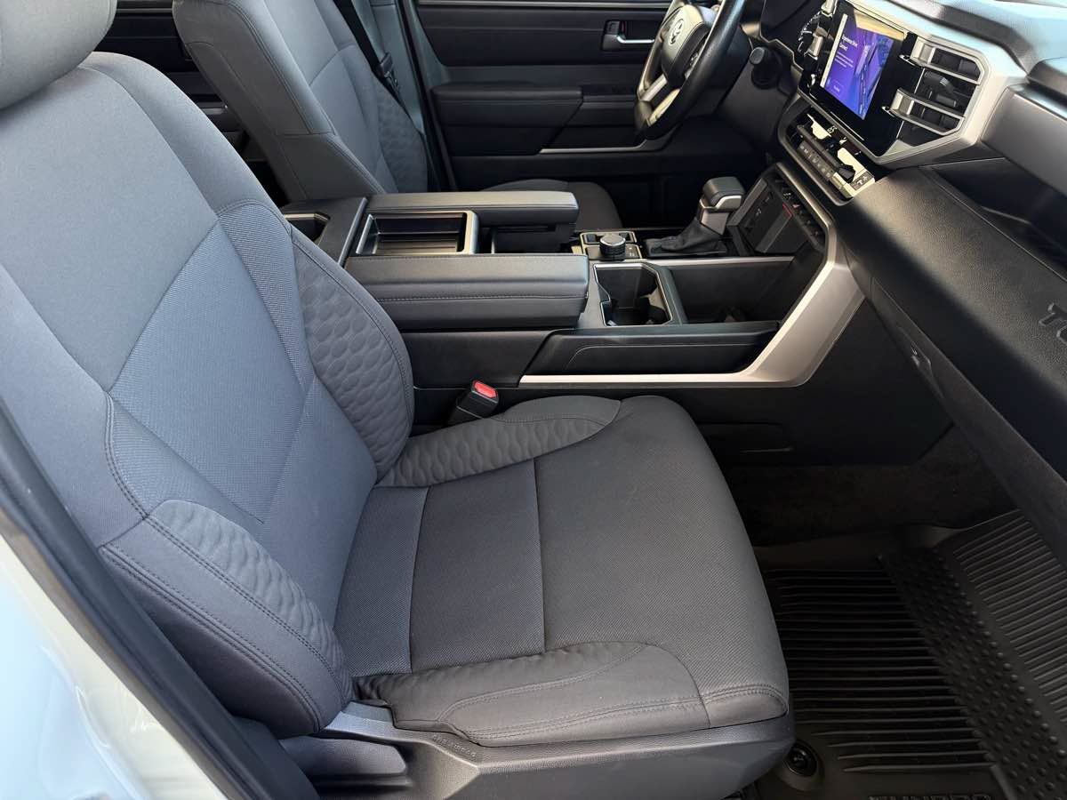 Used 2025 Toyota Tundra SR5 AWD/4WD image 21