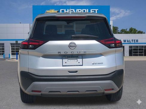 Used 2023 Nissan Rogue SV AWD/4WD image 5