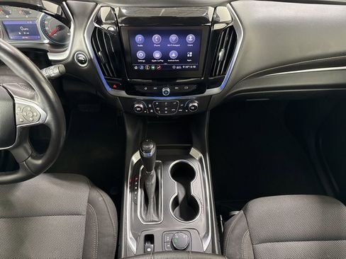 Used 2020 Chevrolet Traverse LT w/ Driver Confidence II Package image 24