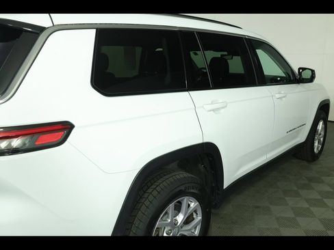 Used 2022 Jeep Grand Cherokee L Limited w/ Luxury Tech Group II AWD/4WD image 19