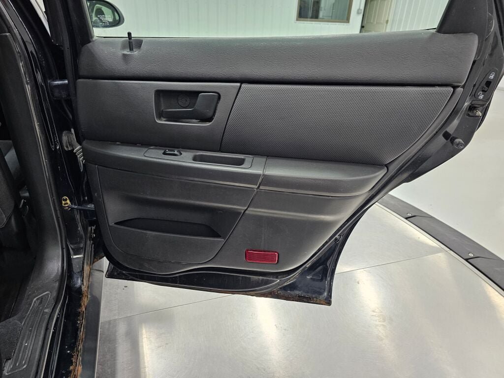 Used 2007 Ford Taurus SE FWD image 24