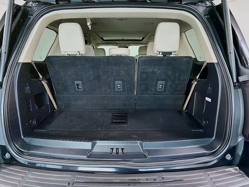 Used 2024 Ford Expedition Limited AWD/4WD image 31